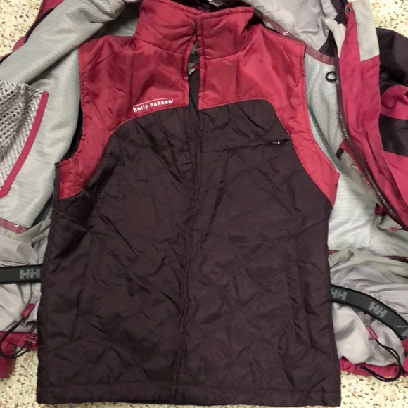 Helly Hansen ski jacket with removable vest - Picture 10 of 13